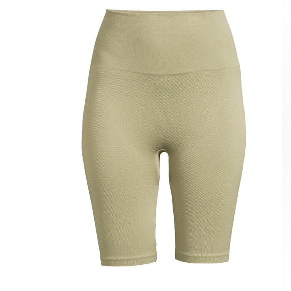 Warnaco's Seamless Shorties olive textured‎ high rise biker shorts size XS new - Picture 2 of 5